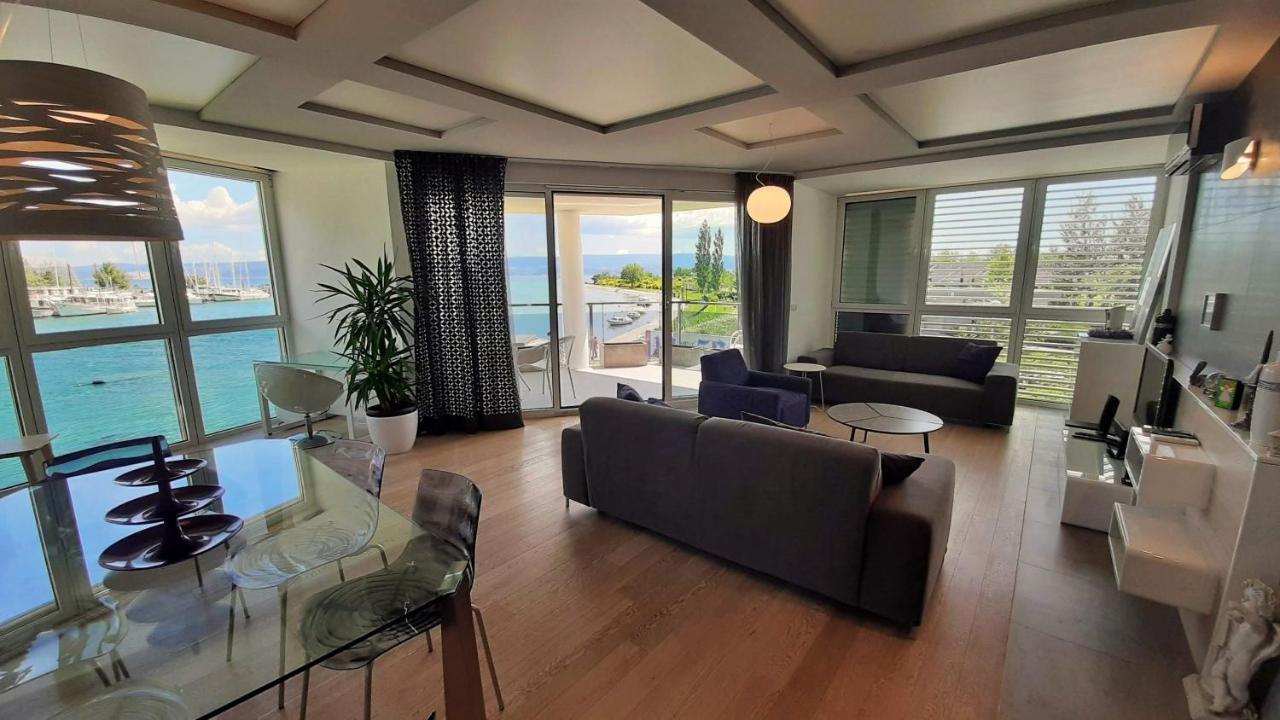 Apartment Iva Omiš Exterior foto